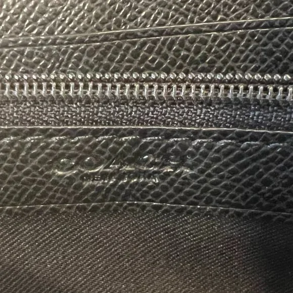 Coach Accordion Zip Wallet With Floral Print - Picture 4 of 4